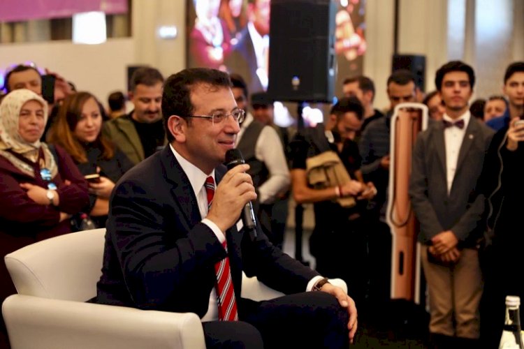 İmamoğlu'ndan çocuğa “Bir Bakarsın Ben Sana Oy Veririm!”