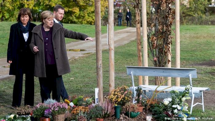 Merkel: Cesur insanlara ihtiyaç duyuyoruz