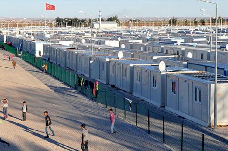 Yunan gazeteci Spyropoulou: Türkiye'deki kampları görünce ülkemden utanç duyuyorum