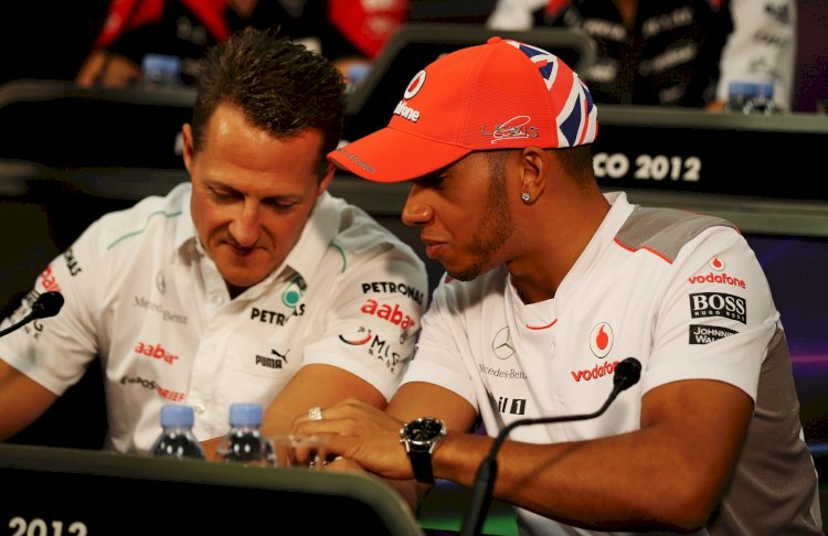 Hamilton, Schumacher'i geride bırakmanın eşiğinde