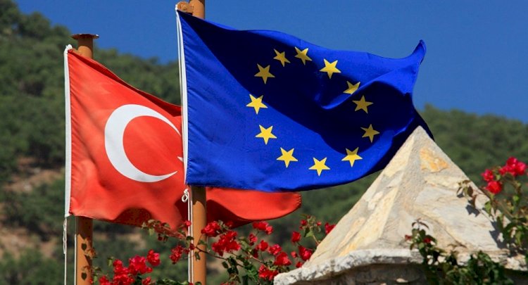 Özülker: AB, dünyada Türkiye aleyhtarı olarak gelişen akımın bir parçası haline geldi
