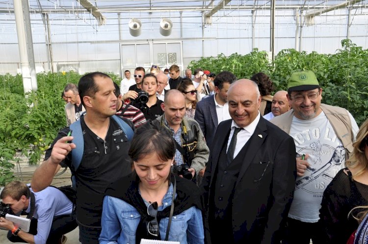Uluslararası Tarım Yazarları ve Gazetecilerine Türk Seralarını Anlattı