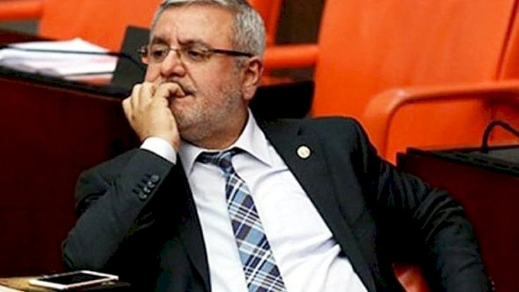 Metiner'den AKP'nin içinde "neler oluyor neler" dedirten çarpıcı yazı!