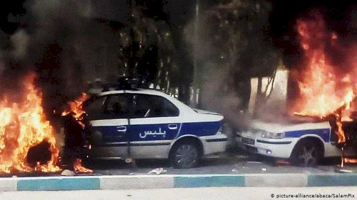 ABD: İran rejimine karşı protestoları destekliyoruz