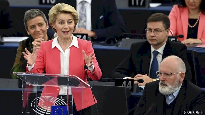 Volkstimme: AB dışarıya karşı birlik ruhu yansıtmalı