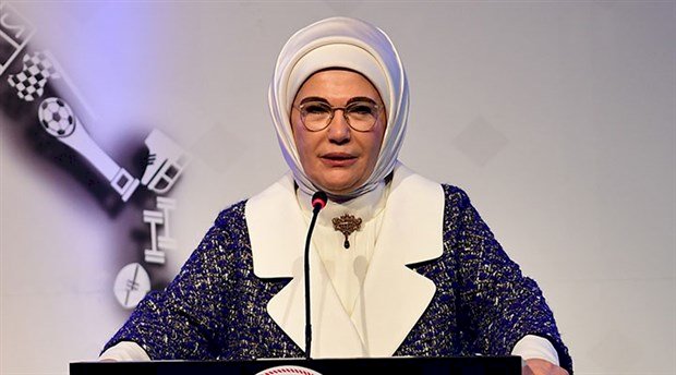 Emine Hanım akrabalarını da harekete geçirdi