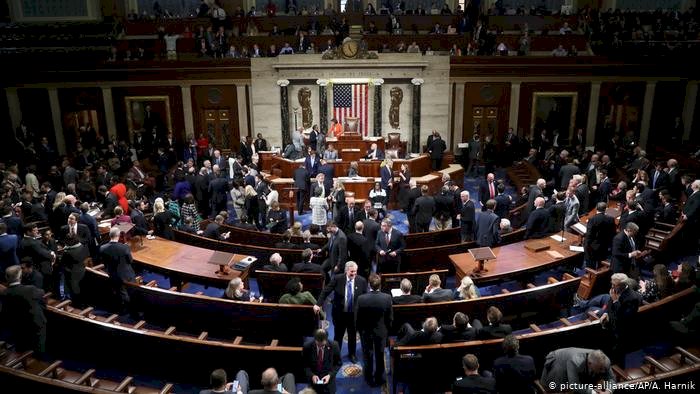 İstihbarat Komitesi raporu: Trump hakkında “çok güçlü” kanıtlar var
