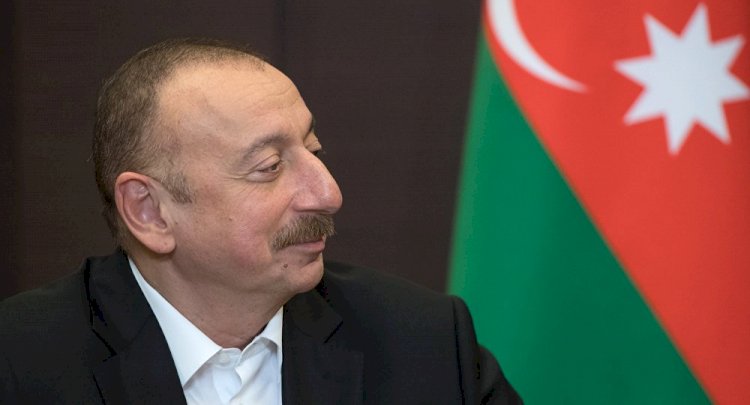 Azerbaycan Cumhurbaşkanı Aliyev parlamentoyu feshetti, ülke 9 Şubat'ta erken seçime gidiyor