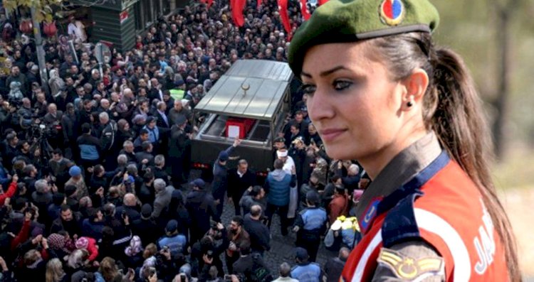 Şehit Astsubay Üstçavuş Esma Çevik'in babası İYİ Parti kurucusu çıktı