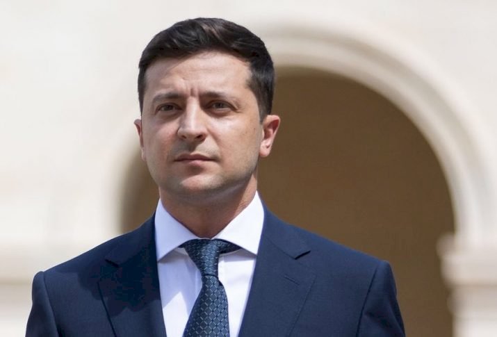Zelenskiy  Azerbaycan'a gidiyor...