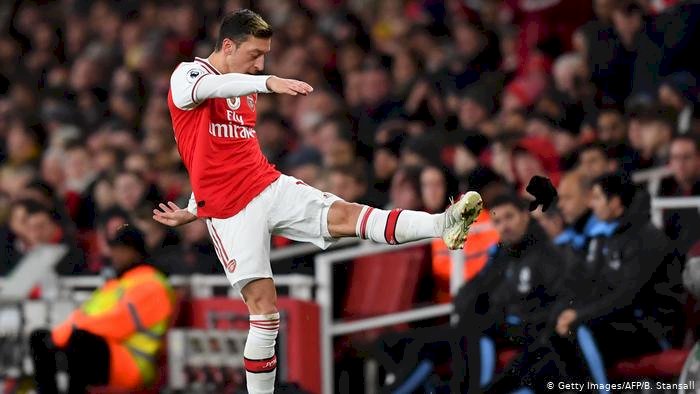 Çin devlet televizyonundan Özil tepkisi