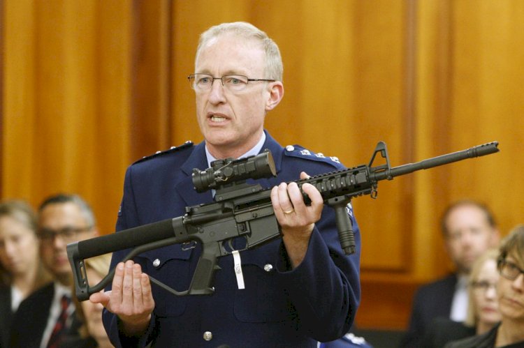 Yeni Zelanda’da yetkililer 50 bin silahın teslim edildiğini söyledi