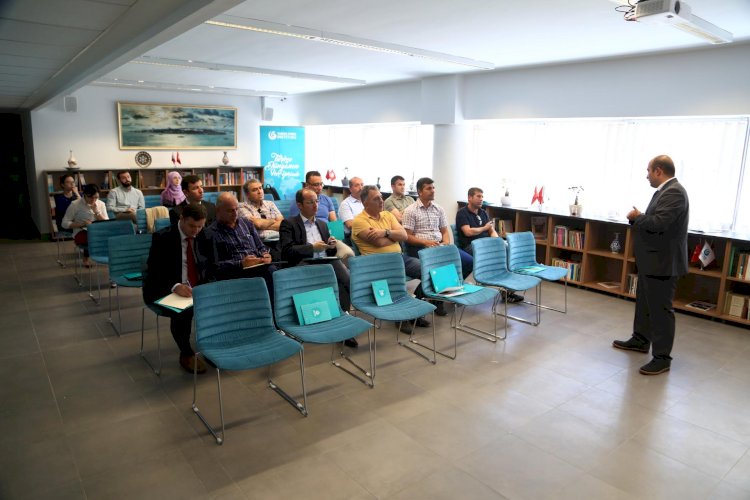 Avrupa'da Türkçe eğitim: 'Son birkaç yılda Avrupalıların Türkçe öğrenmeye ilgisi arttı'