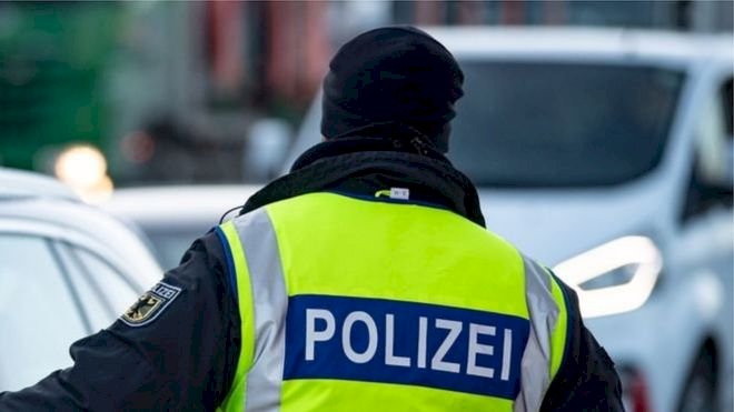 Almanya'da 2,5 yıldır kayıp olan çocuk, pedofili zanlısının gardırobunda tesadüfen bulundu