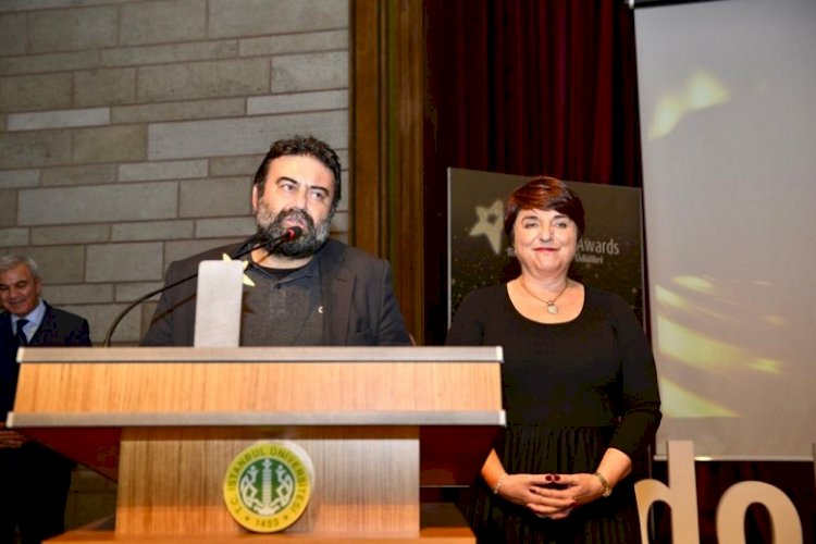 Doktorclub Awards’tan YANINDAYIZ Derneği’ne özel ödül