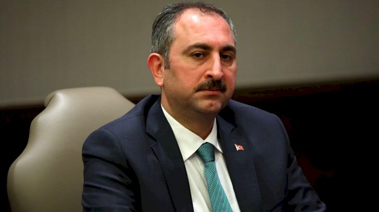 Adalet Bakanı'na neden saldırıyorlar?