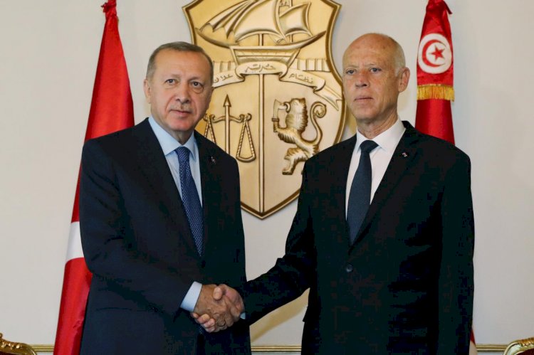 Erdoğan'dan Tunus'a sürpriz ziyaret