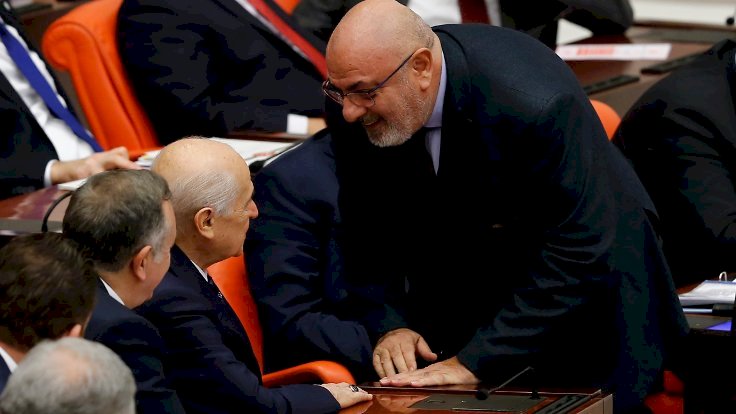 TBMM'de Bahçeli ile Türkeş sohbeti