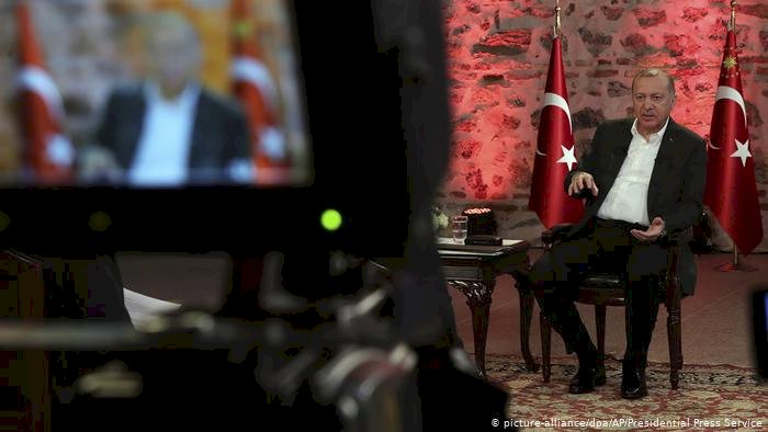 KStA: Erdoğan er ya da geç erken seçimlere gitmek zorunda kalabilir