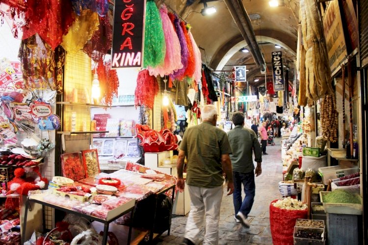 İran vurulursa Türk tarihi de vurulmuş olacak