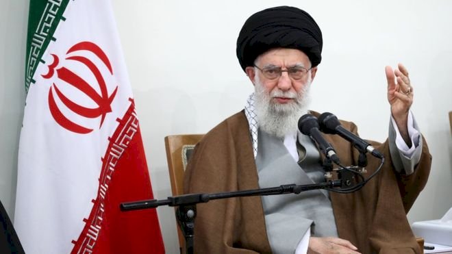 İran dini lideri Hamaney 2012'den bu yana ilk kez Cuma namazı kıldıracak