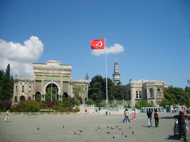 'İstanbul sadece 1,5 milyon insanın yaşamasına uygun'