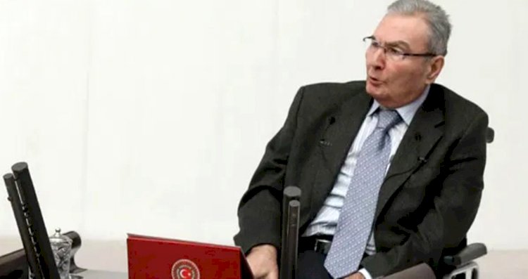 Deniz Baykal hastaneye kaldırıldı. Domuz Gribine yakalandı!