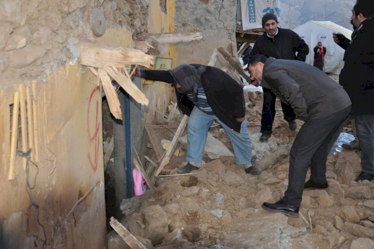 Deprem yalnızca insanları değil hayvanları da vurdu.