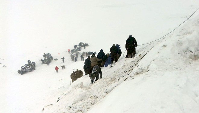 Van'da ikinci çığ faciası: 23 ölü
