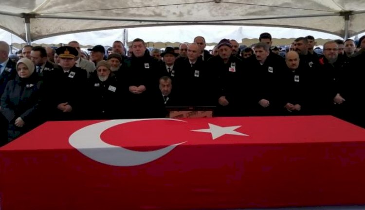 Şehit evlada son bakış!