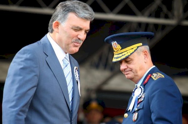 Başbuğ'un 'FETÖ için yapıldı' dediği yasa değişikliği ve  Gül ayrıntısı
