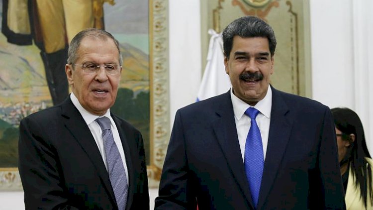 Lavrov: Venezuela'ya dışarıdan müdahale edilmeye çalışılıyor