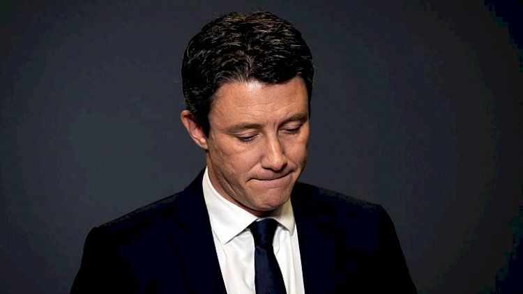Macron’un Paris adayı, ortaya çıkan seks kasetinin ardından yarıştan çekildi