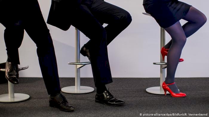 Alman şirketlerine yönetim kurulunda kadın yönetici kotası geliyor