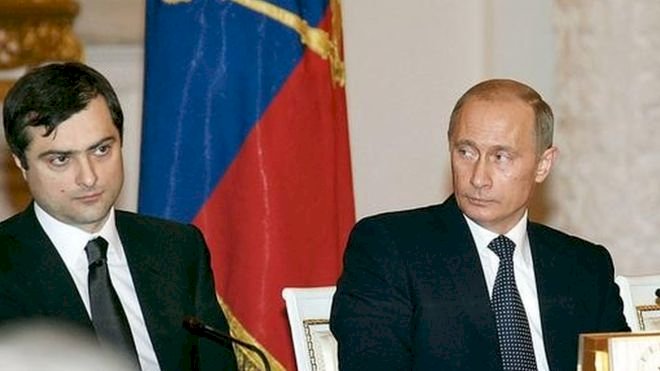 Vladislav Surkov: Putin en yakın danışmanlarından birini görevden aldı