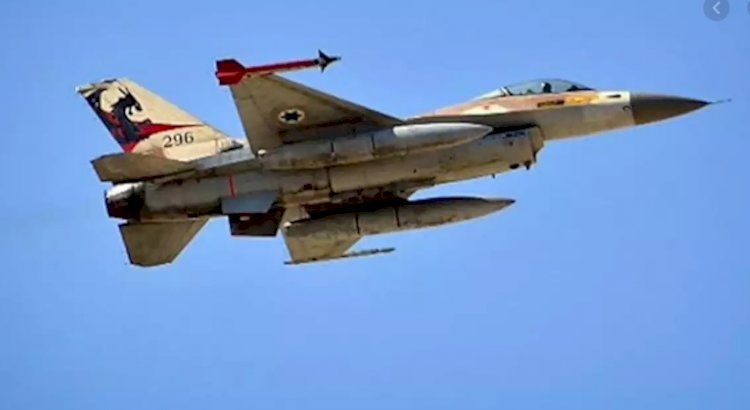 Rejim uçakları Türk askerinin bulunduğu Sarmin’i bombalıyor
