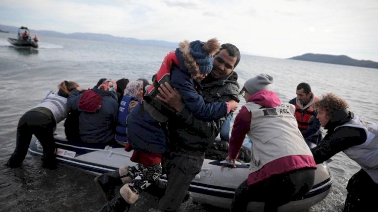 Türkiye’nin mülteci hamlesinden sonra Yunanistan ve Bulgaristan’dan ilk tepki