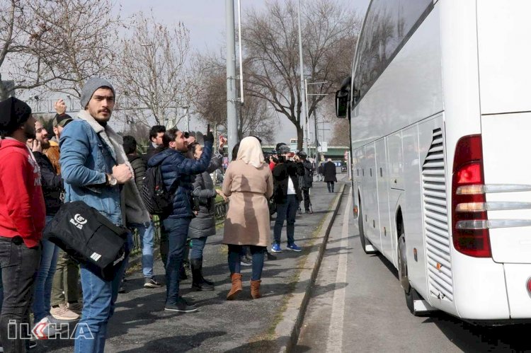 Mültecileri sınıra taşıma seferberliği başladı