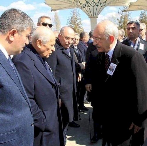 Devlet Bahçeli, Kemal Kılıçdaroğlu'nun elini sıkmadı