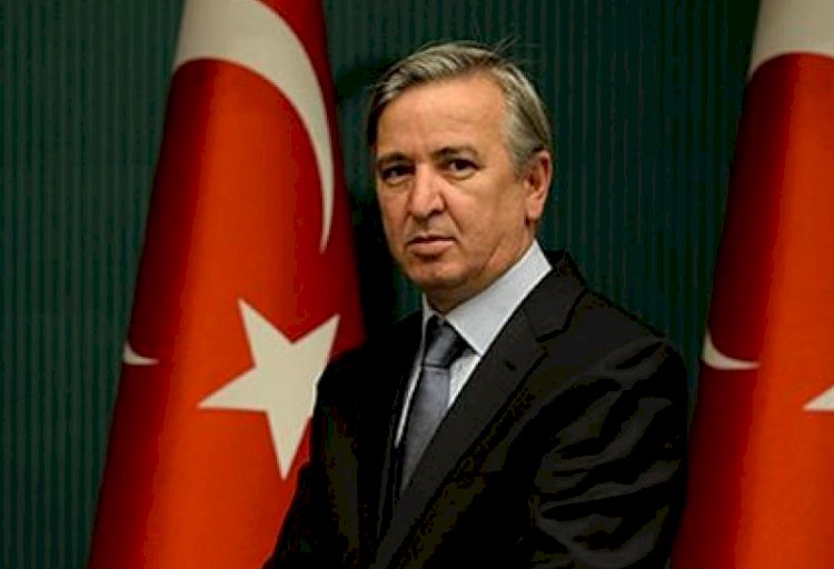 Erdoğan’ın eski danışmanı  Aydın Ünal'dan  Ali Babacan ve Ahmet Davutoğlu  yorumu