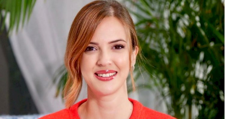 SİMGE FISTIKOĞLU’NUN ANNELİK SEVİNCİ