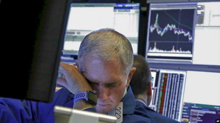 Wall Street’te Kayıplar Sürüyor İşlemlere Yine Ara Verildi