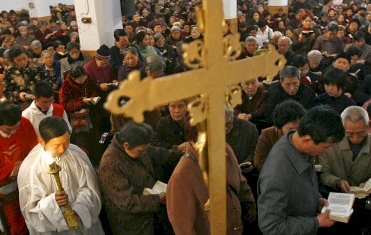 Çin'de Müslümanların yanı sıra Hıristiyanlara da baskı