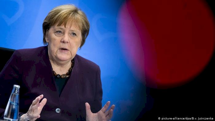 Başbakan Merkel’den Türkçe altyazılı koronavirüs videosu