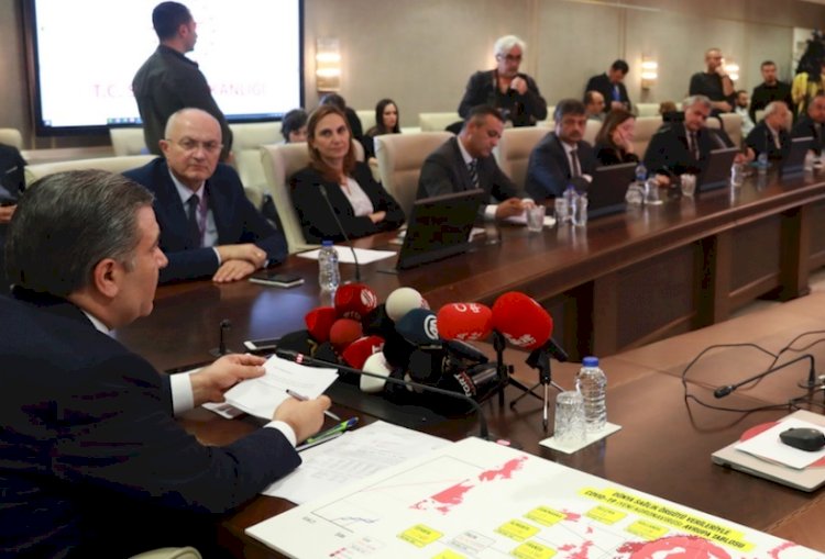 Sağlık Bakanı Koca: Pozitif çıkan yeni vakalarımız var