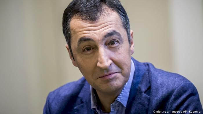+++Canlı Anlatım: Cem Özdemir'in testi pozitif çıktı