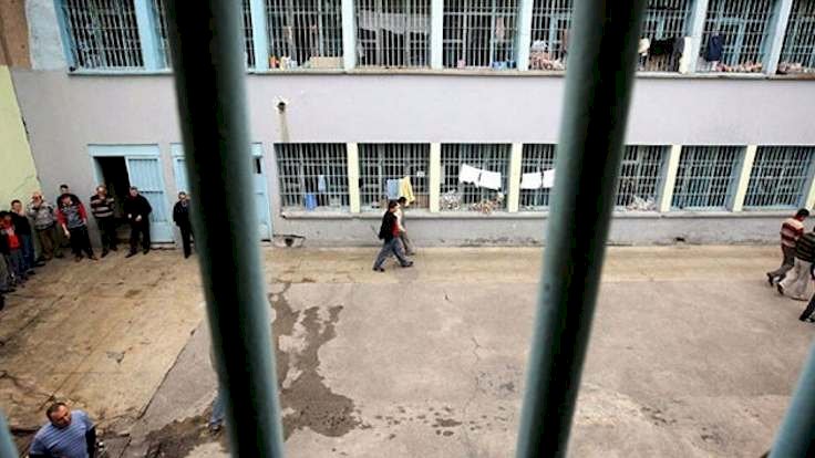 DEVA: Cezaevlerinde yoğunluk azaltılmalı