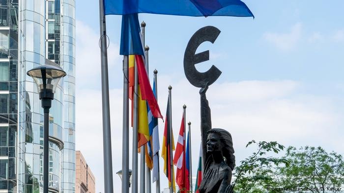 Schwäbische Zeitung: Dayanışma olmazsa Euro başarısızlığa uğrar