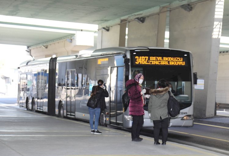 METROBÜS İSTASYONLARINDA TERMAL KAMERALI DENETİM BAŞLADI