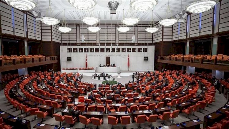 TBMM Covid 19 salgını sebebiyle 1 ay kapatıldı, çalışmalar 15 Mayıs'ta başlayacak